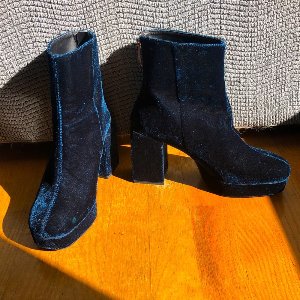 Zara Blue velvet platform high heel ankle boots